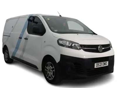 Second-hand Vauxhall Vivaro 120 CP (88 kW) 2021 Alb Monovolum