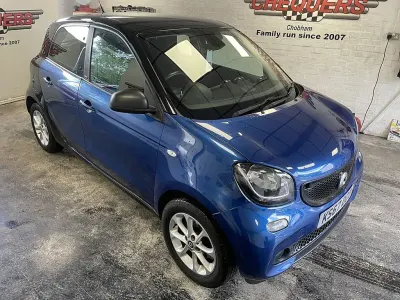 Used Smart ForFour Passion 71 HP (52 kW) 2018 Blue Hatchback