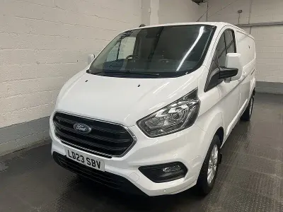 Used Ford Transit Custom Limited 130 HP (95 kW) 2023 White Van