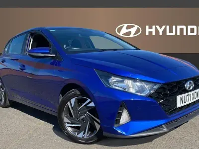 Używany Hyundai i20 101 KM (74 kW) 2021 Niebieski Hatchback