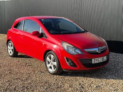 Used Vauxhall Corsa S 85 HP (62 kW) 2012 Red Hatchback