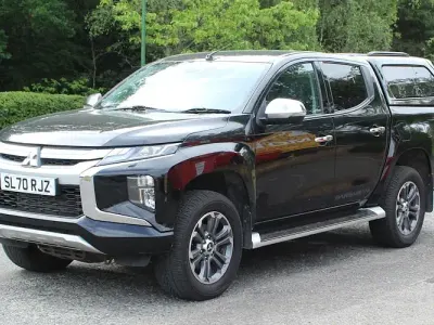 Used Mitsubishi L200 150 HP (110 kW) 2020 Black Pickup