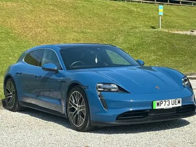 Used Porsche Taycan 4S Sport Turismo Performance Package 419 kW (571 HP) 2023 Blue Estate