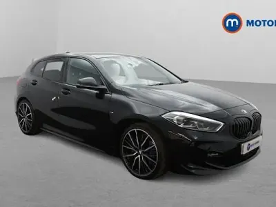 Usado BMW 118 M Sport 136 HP (100 kW) 2024 Preto Citadino