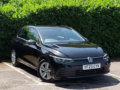 Used VW Golf VIII Life 130 HP (95 kW) 2023 Black Hatchback