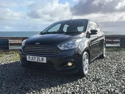 Used Ford Ka Plus Zetec 70 HP (51 kW) 2017 Black Hatchback