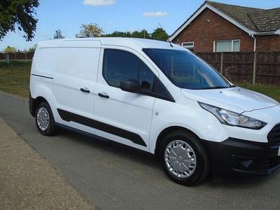 White Used 2020 Ford Transit Connect MPV | £10,995 (Fair price)