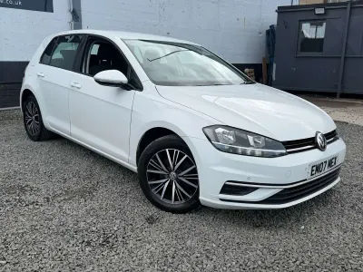 Used VW Golf VII SE 125 HP (91 kW) 2018 White Hatchback