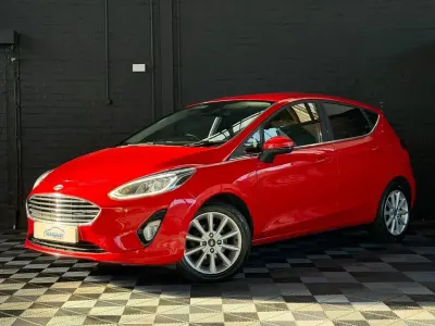 Używany Ford Fiesta Titanium 100 KM (73 kW) 2019 Czerwony Hatchback