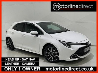 Używany Toyota Corolla 140 KM (102 kW) 2023 Biały Hatchback