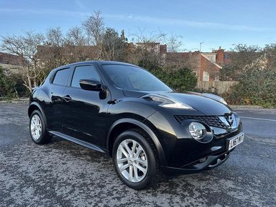 Black Used 2017 Nissan Juke N-Connecta SUV | £6,350 (Fair price)