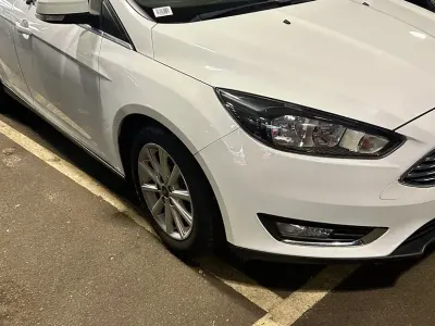 Used Ford Focus Titanium 125 HP (91 kW) 2016 White Hatchback