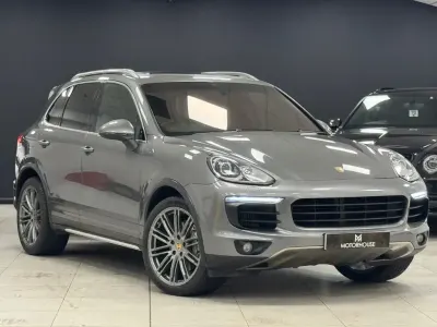 Used Porsche Cayenne 262 HP (192 kW) 2015 Grey SUV