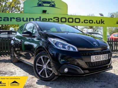 Używany Peugeot 208 Active 2016 Czarny Hatchback