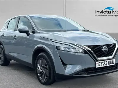 Używany Nissan Qashqai Acenta Premium 140 KM (102 kW) 2023 Szary SUV