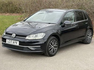 Used VW Golf VII SE 125 HP (91 kW) 2017 Black Hatchback