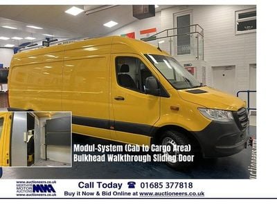 Used Mercedes Sprinter Progressive 143 HP (105 kW) 2020 Yellow Van