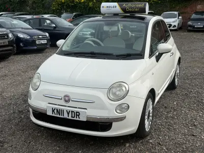Used Fiat 500 Lounge 69 HP (50 kW) 2011 White Hatchback