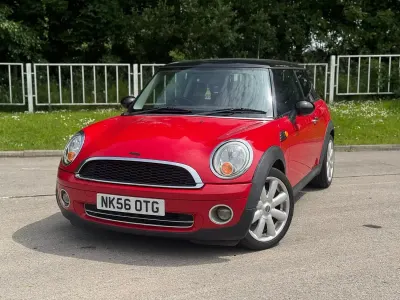 Used Mini Cooper Hatch 116 HP (85 kW) 2006 Red Hatchback