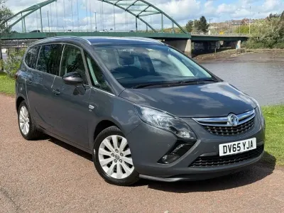 Used Vauxhall Zafira Tourer 140 HP (102 kW) 2015 Grey MPV