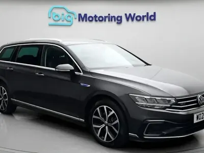 Used VW Passat GTE 218 HP (160 kW) 2021 Grey Estate