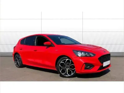 Used Ford Focus ST-Line X 120 HP (88 kW) 2021 Red Hatchback