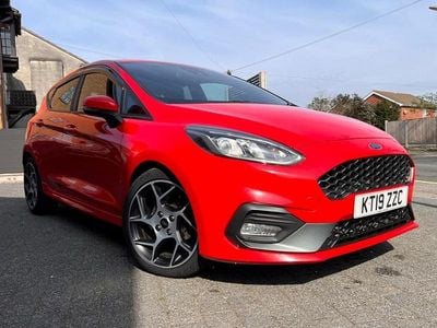 Usado Ford Fiesta ST 200 HP (147 kW) 2019 Vermelho Citadino