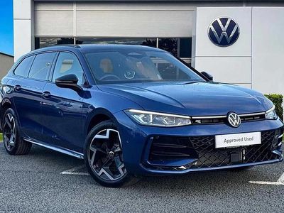 Used VW Passat R-line 204 HP (150 kW) 2025 Blue Estate