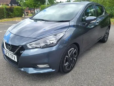 Usado Nissan Micra Acenta 2021 Cinzento Citadino