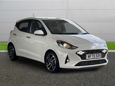 White Used 2025 Hyundai i10 Premium Hatchback | £16,998 (Fair price)