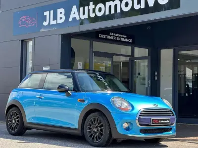 Usado Mini Cooper Hatch 2017 Azul Citadino