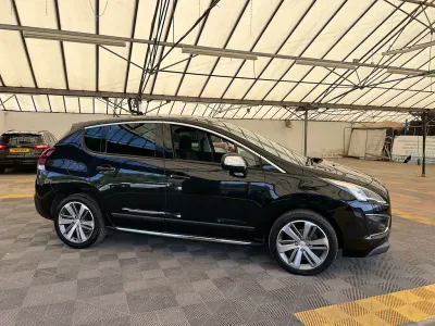 Used Peugeot 3008 Allure 115 HP (84 kW) 2014 Black Estate