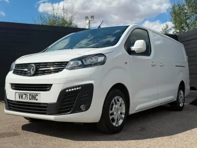 Used Vauxhall Vivaro Sportive 120 HP (88 kW) 2021 White MPV