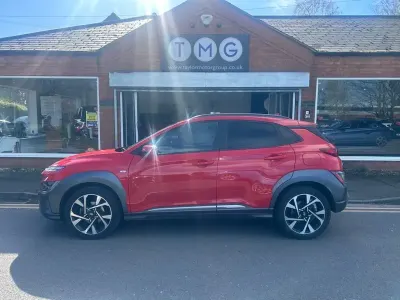 Used Hyundai Kona Premium 120 HP (88 kW) 2021 Red SUV