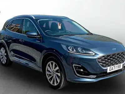 Używany Ford Kuga Vignale 225 KM (165 kW) 2021 Niebieski SUV