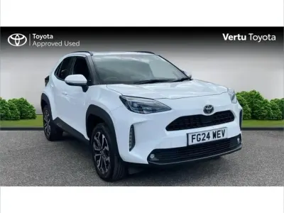 Used Toyota Yaris Cross Design 116 HP (85 kW) 2024 White SUV