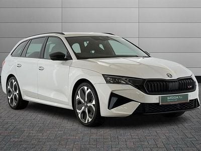 New Skoda Octavia vRS 265 HP (194 kW) 2026 White Estate