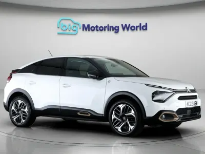 Used Citroën C4 PureTech 130 HP (95 kW) 2022 White Hatchback