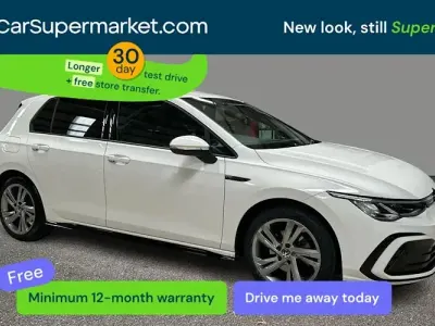Second-hand VW Golf VIII R-line 131 CP (96 kW) 2023 Alb Hatchback