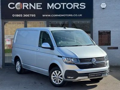 Begagnad VW Transporter Highline 110 HK (80 kW) 2023 Silver Van