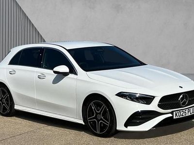 Begagnad Mercedes A200 Executive 163 HK (119 kW) 2025 Vit