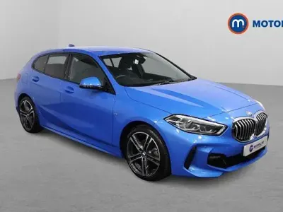 Używany BMW 118 M Sport 136 KM (100 kW) 2021 Niebieski Hatchback