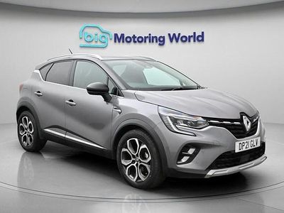 Usado Renault Captur Version S 140 HP (102 kW) 2021 Cinzento SUV