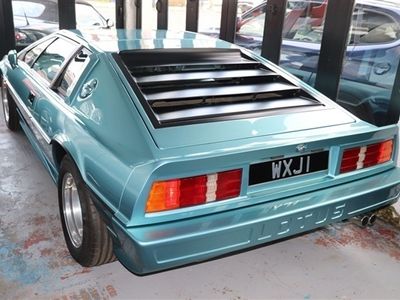 Lotus Esprit