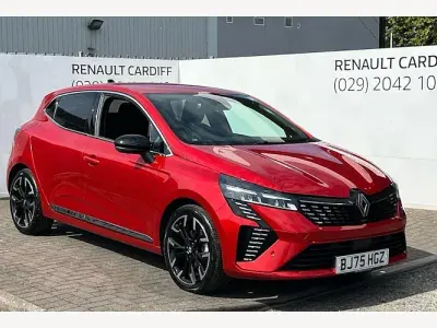 Used Renault Clio Techno 143 HP (105 kW) 2025 Red  Hatchback