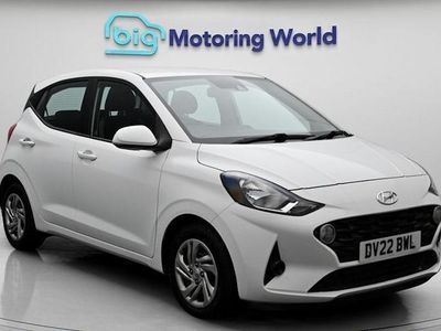 Used Hyundai i10 SE 67 HP (49 kW) 2022 White Hatchback