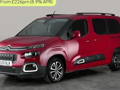 Used Citroën Berlingo Flair 110 HP (80 kW) 2019 Red MPV