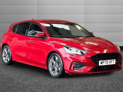 Used Ford Focus ST-Line 120 HP (88 kW) 2020 Red Hatchback