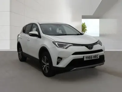 Usado Toyota RAV4 Business Edition 143 HP (105 kW) 2016 Branco SUV