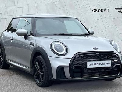 Usado Mini Cooper Hatch 136 HP (100 kW) 2024 Prateado Citadino